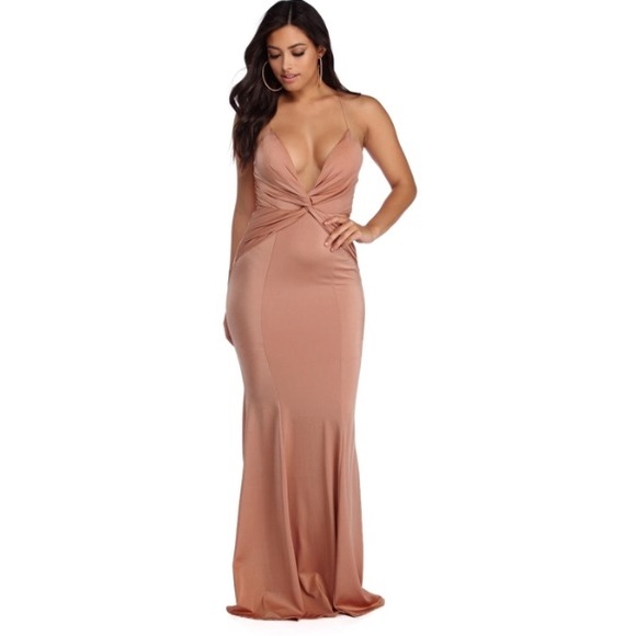 Windsor Dresses & Skirts - Strappy formal Gown